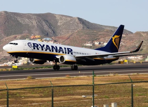 Ryanair van Eindhoven naar Tenerife