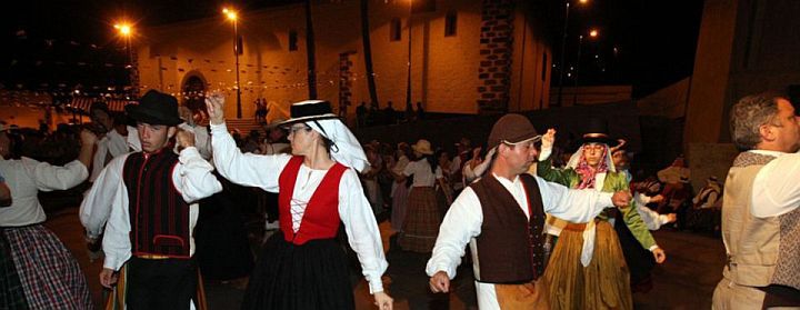 Dia de Canarias 2015 - Adeje Baile de Magos